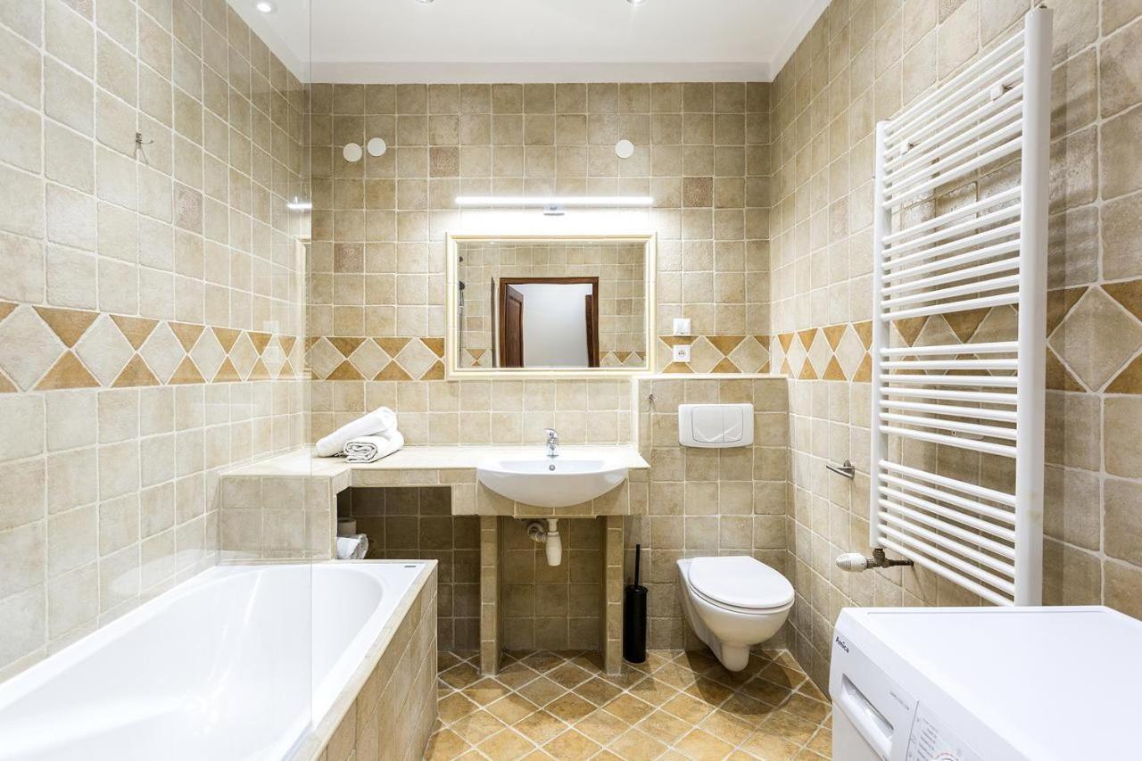 Appartamento Next To The Wawel Castle Cracovia Esterno foto